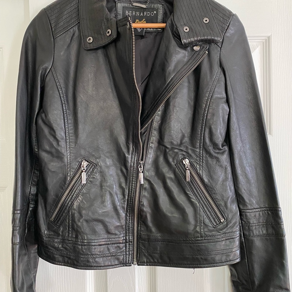 Nordstrom NWOT Bernardo Black Leather Moto Jacket
